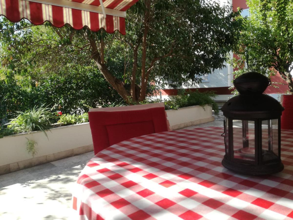 Apartment Petrovic Korčula Eksteriør bilde